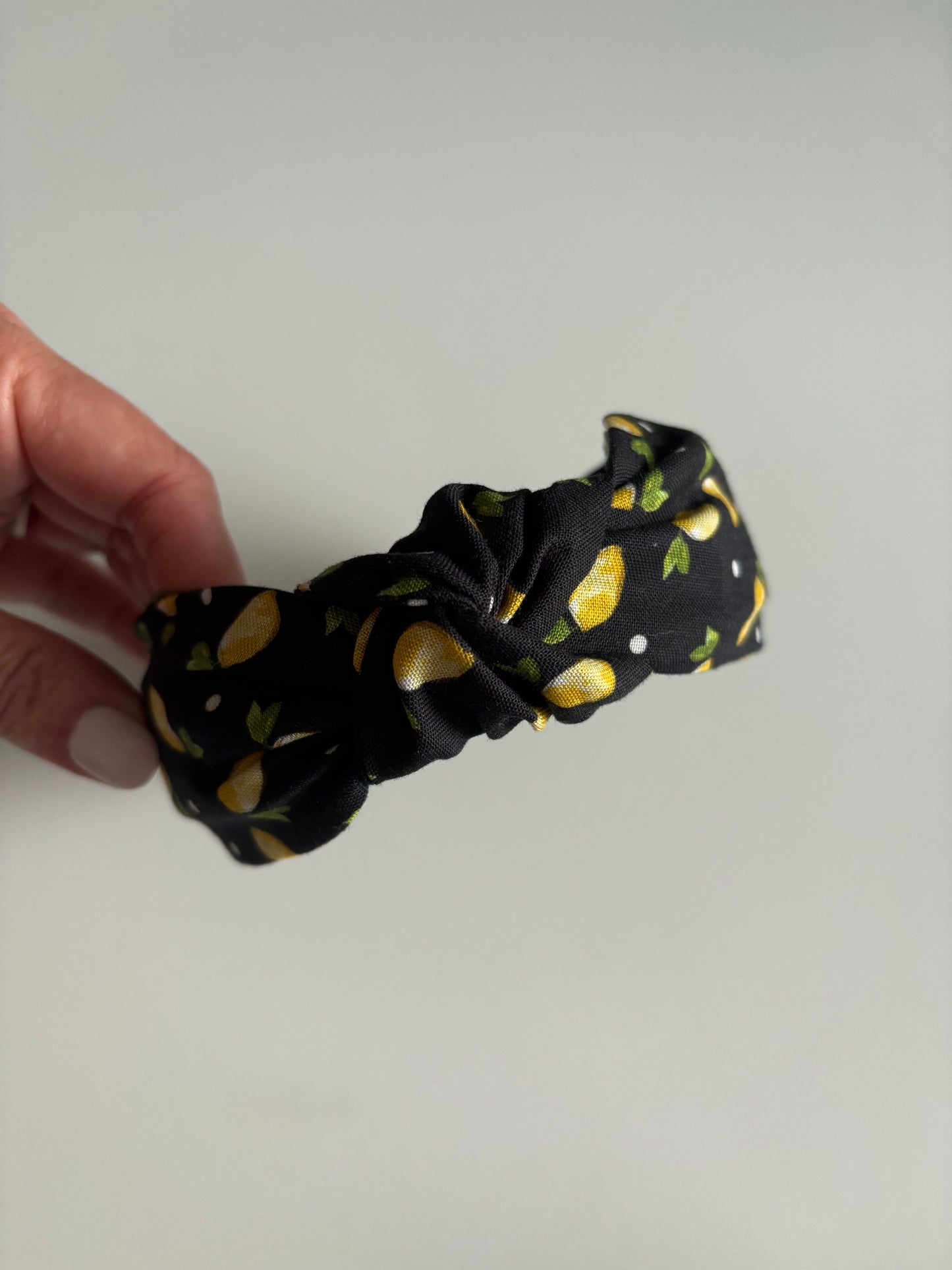 Lemons on Black - Knotted Headband