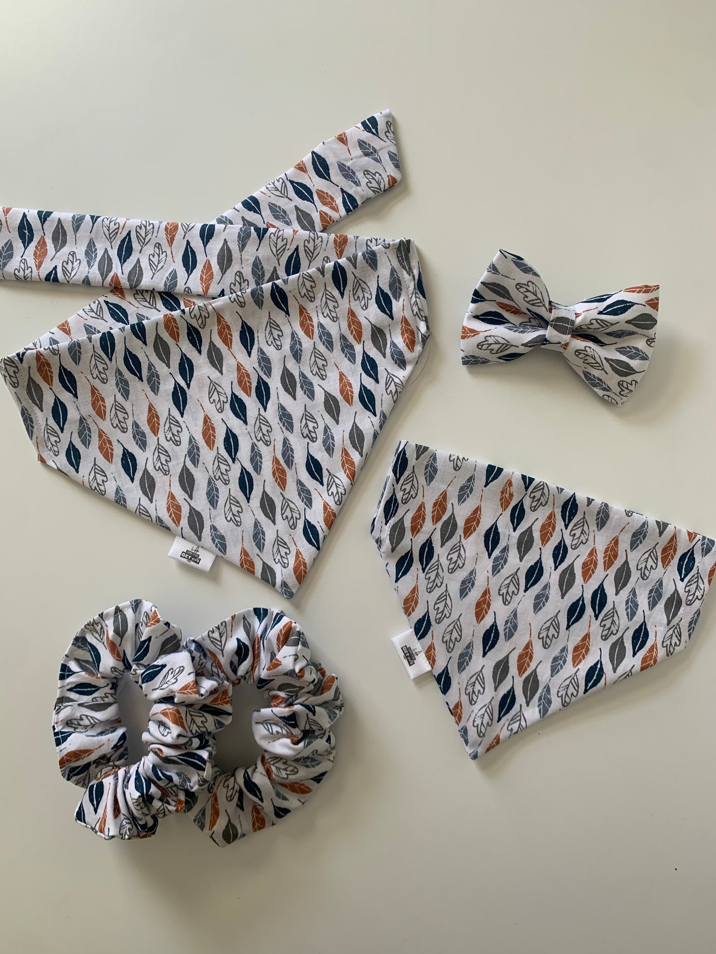 Falling Leaves - Pet Bow Tie