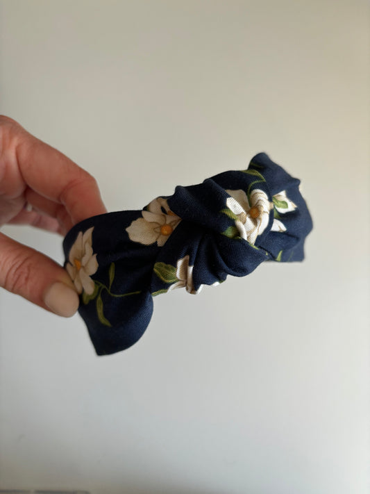 Magnolias on Navy - Knotted Headband