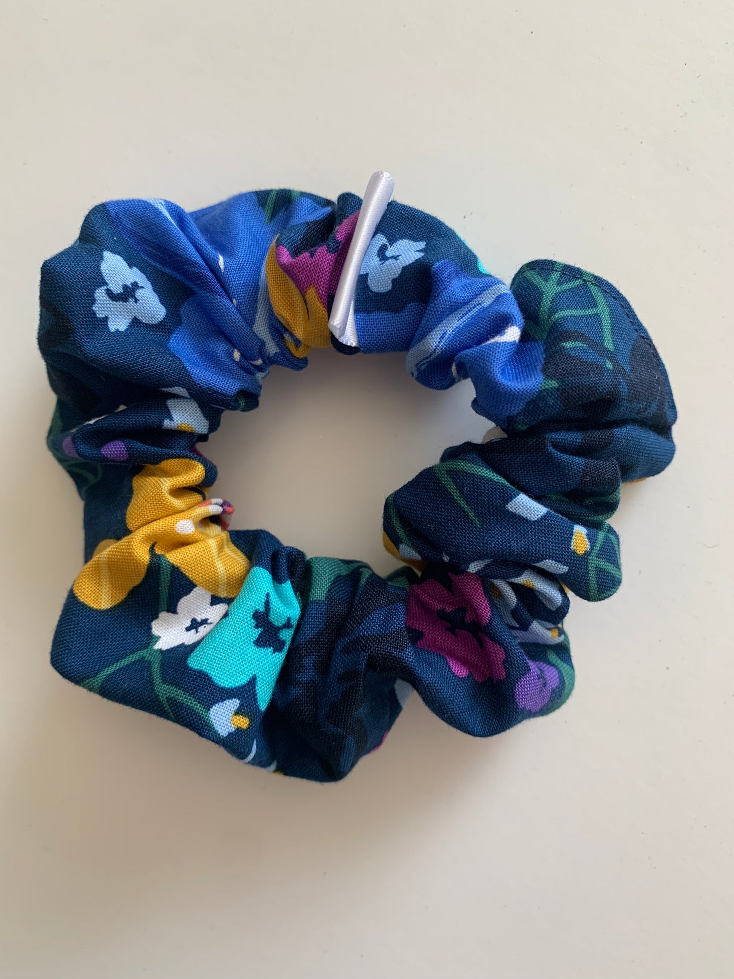 Dilly Dahlia - Cotton Scrunchie