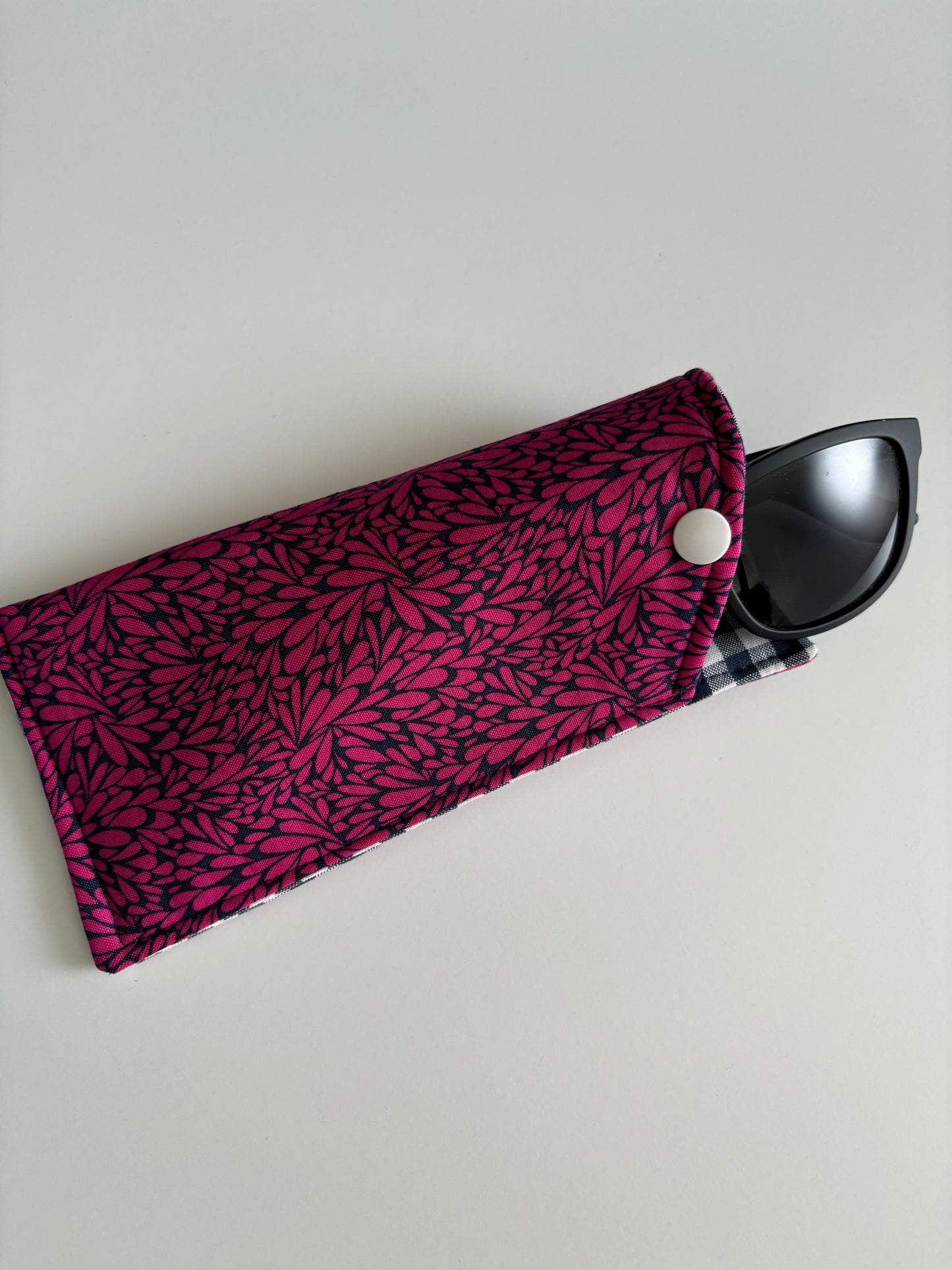 Solstice Leafy Fuscia - Glasses Case