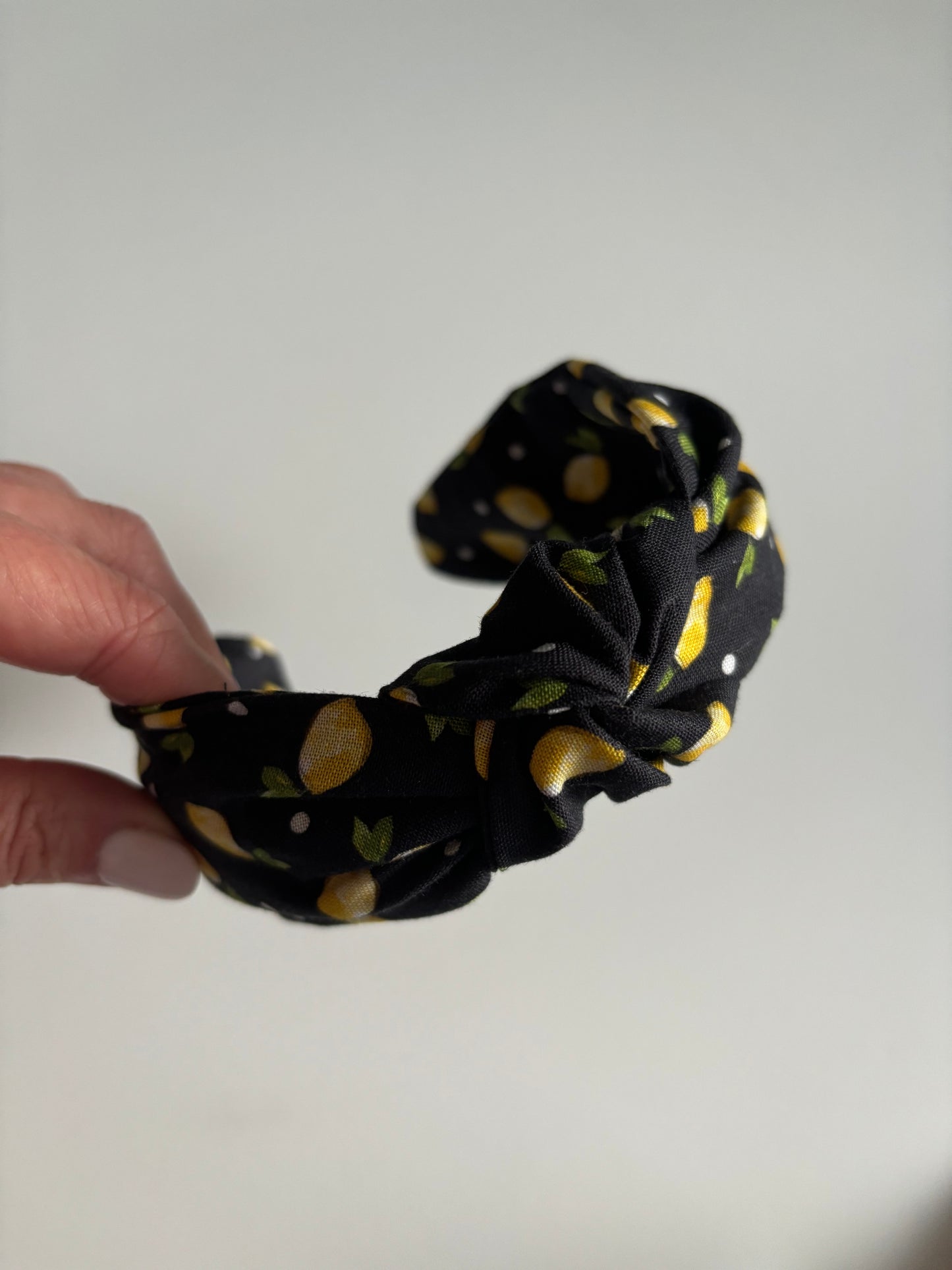 Lemons on Black - Knotted Headband