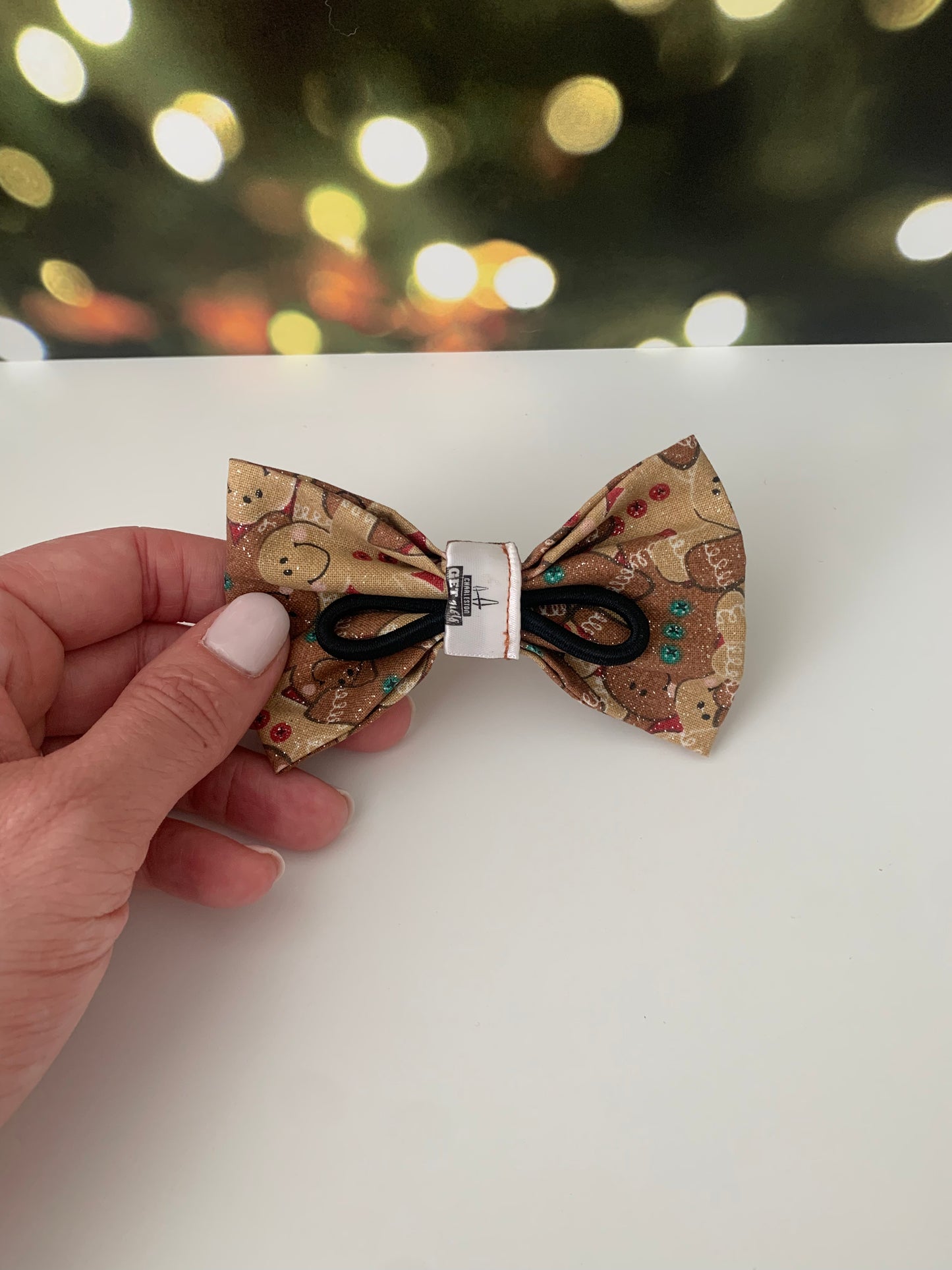 Sparkly Gingerbread People - Pet Bow Tie