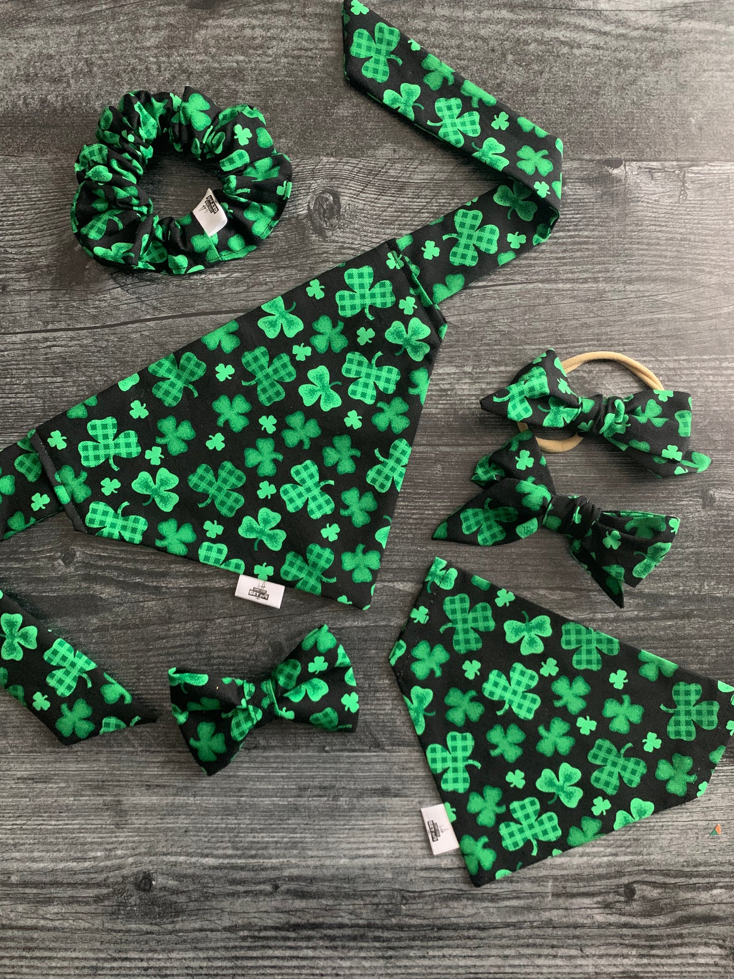 Clovers on Black - Cotton Scrunchie