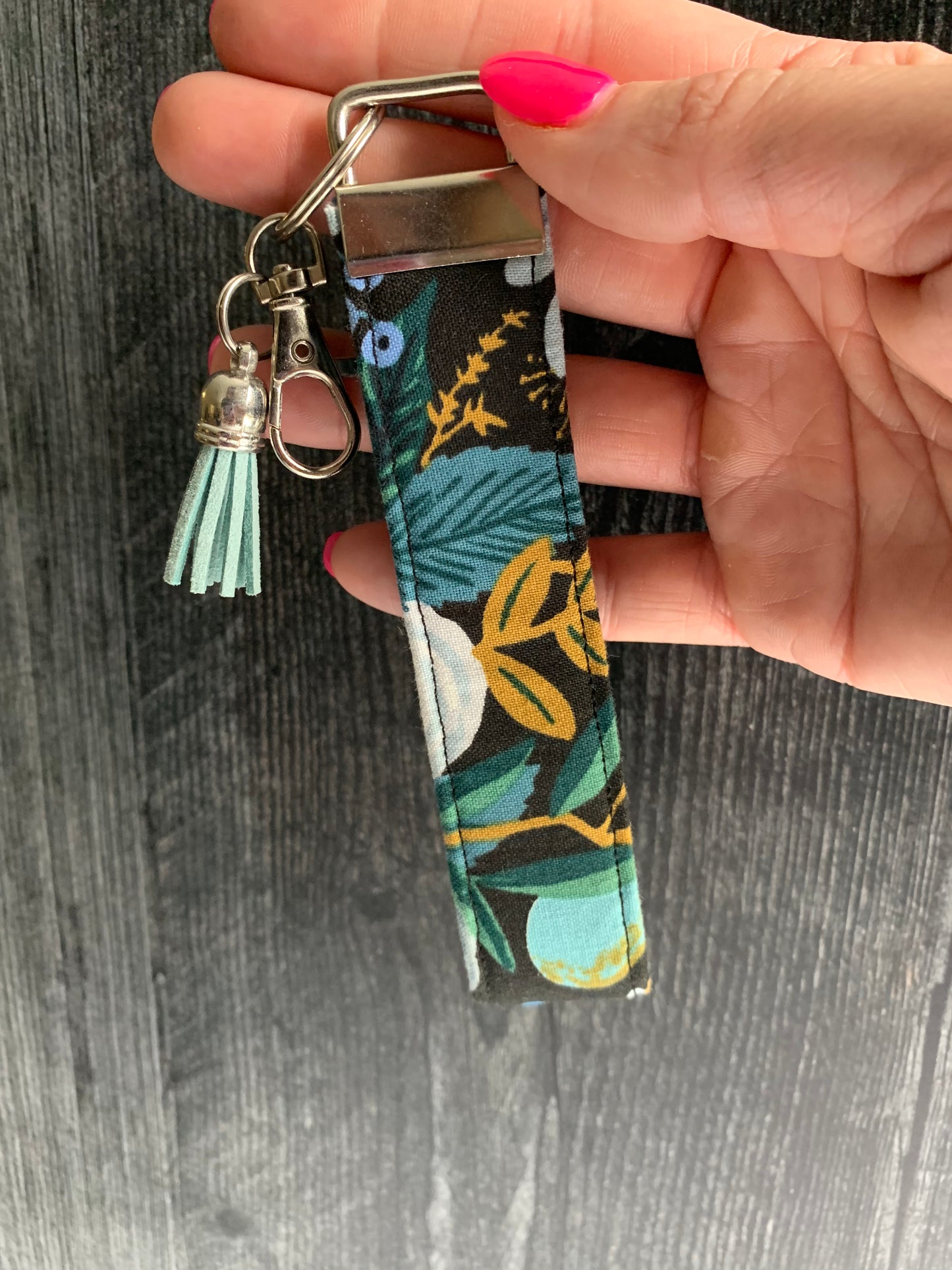 Garden Party Blue - Keychain