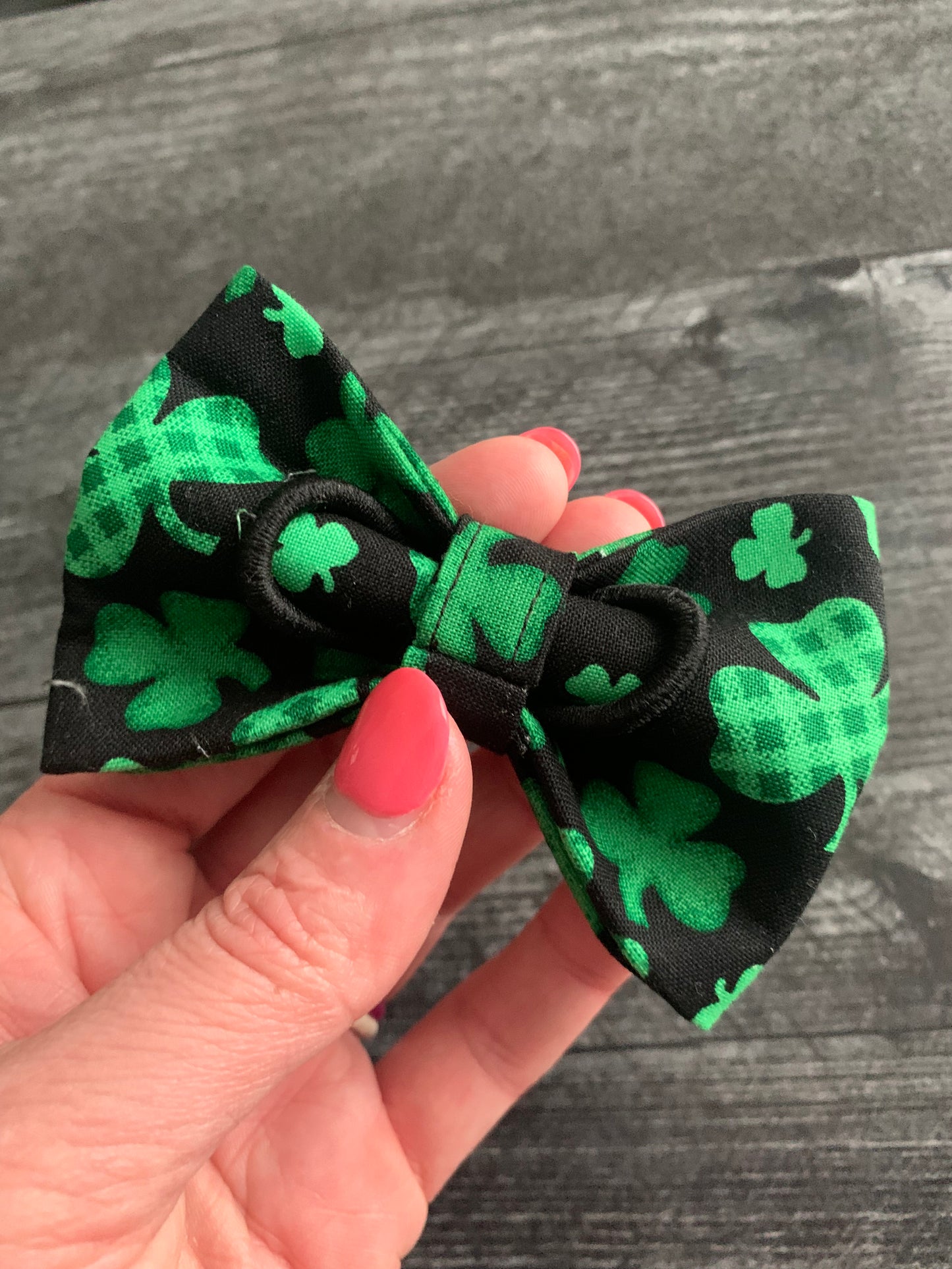 Clovers on Black - Pet Bow Tie