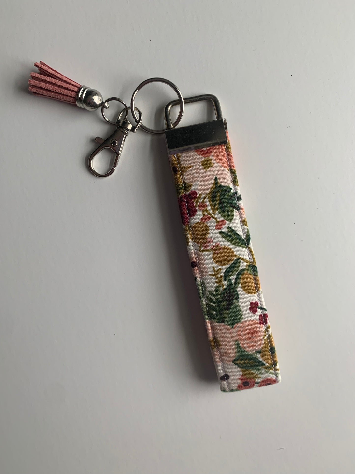 Petite Garden Party Rose - Keychain