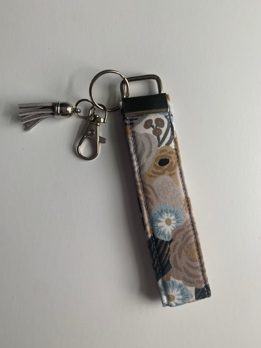 Garden Party Vines in Linen - Keychain