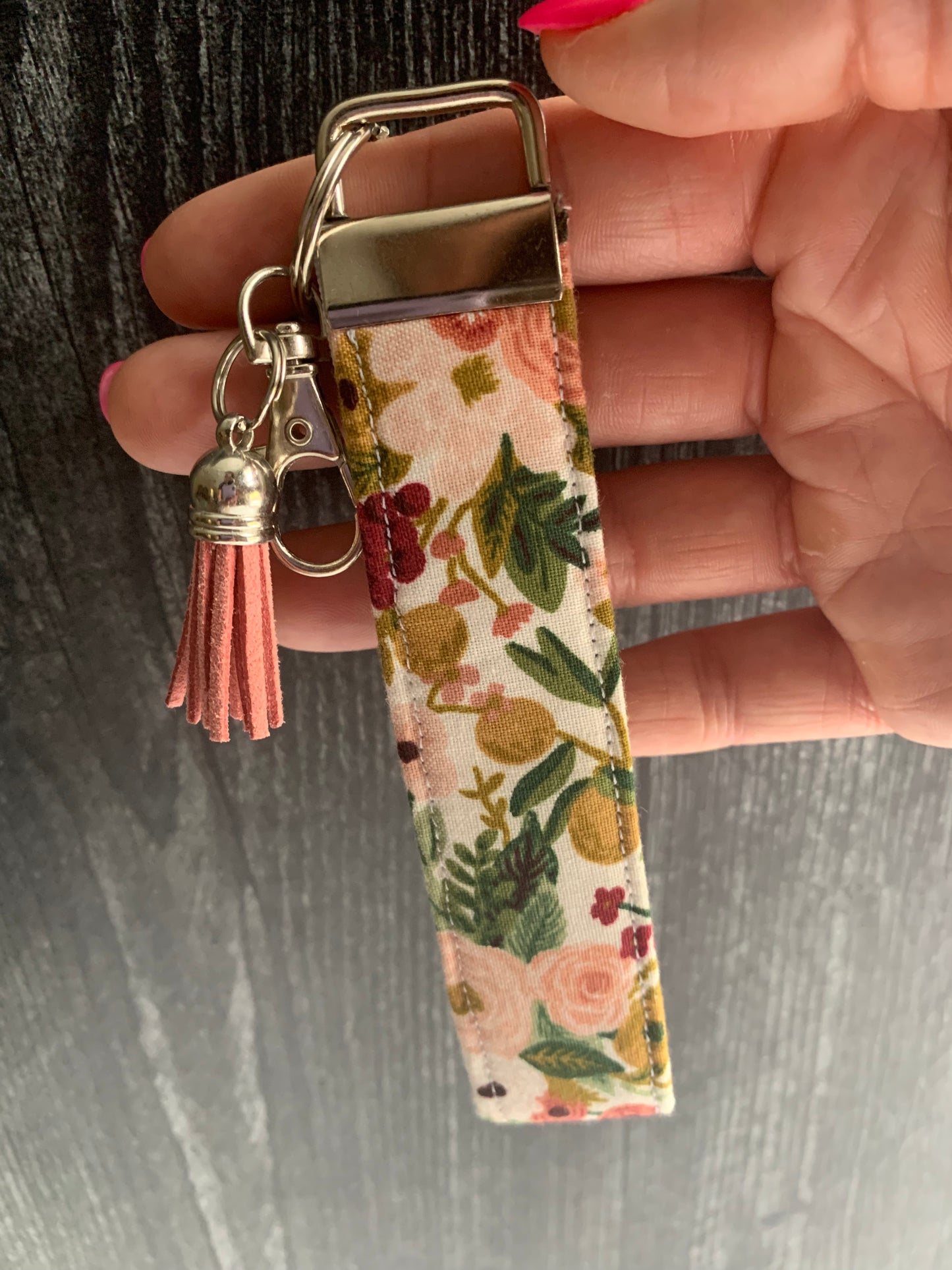 Petite Garden Party Rose - Keychain