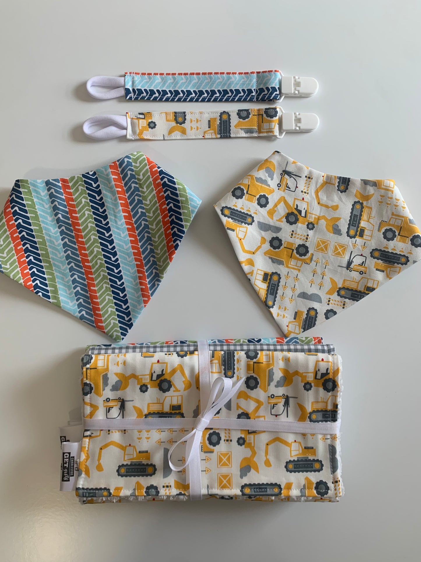 Trucks - Burp Cloth Set