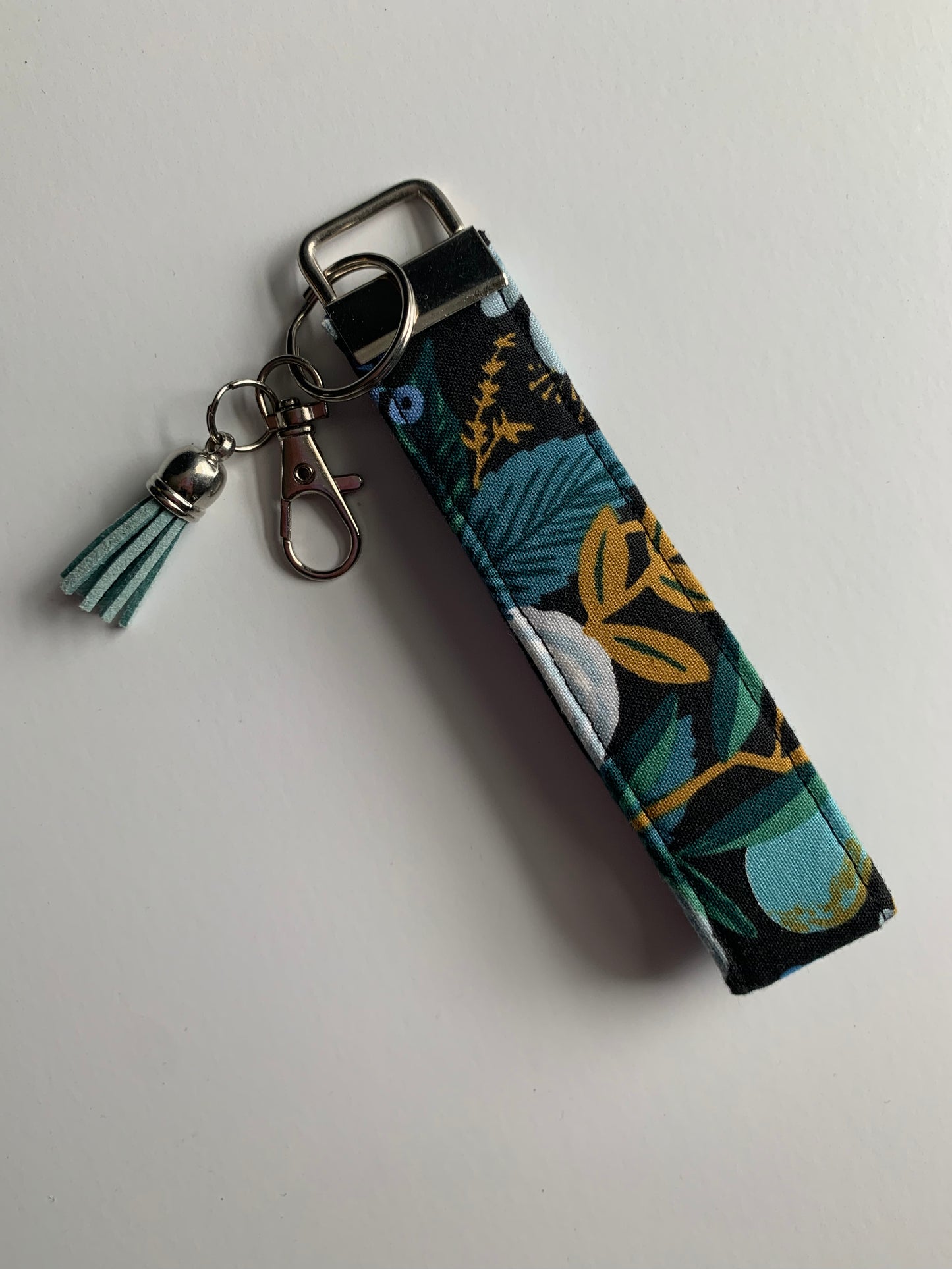 Garden Party Blue - Keychain