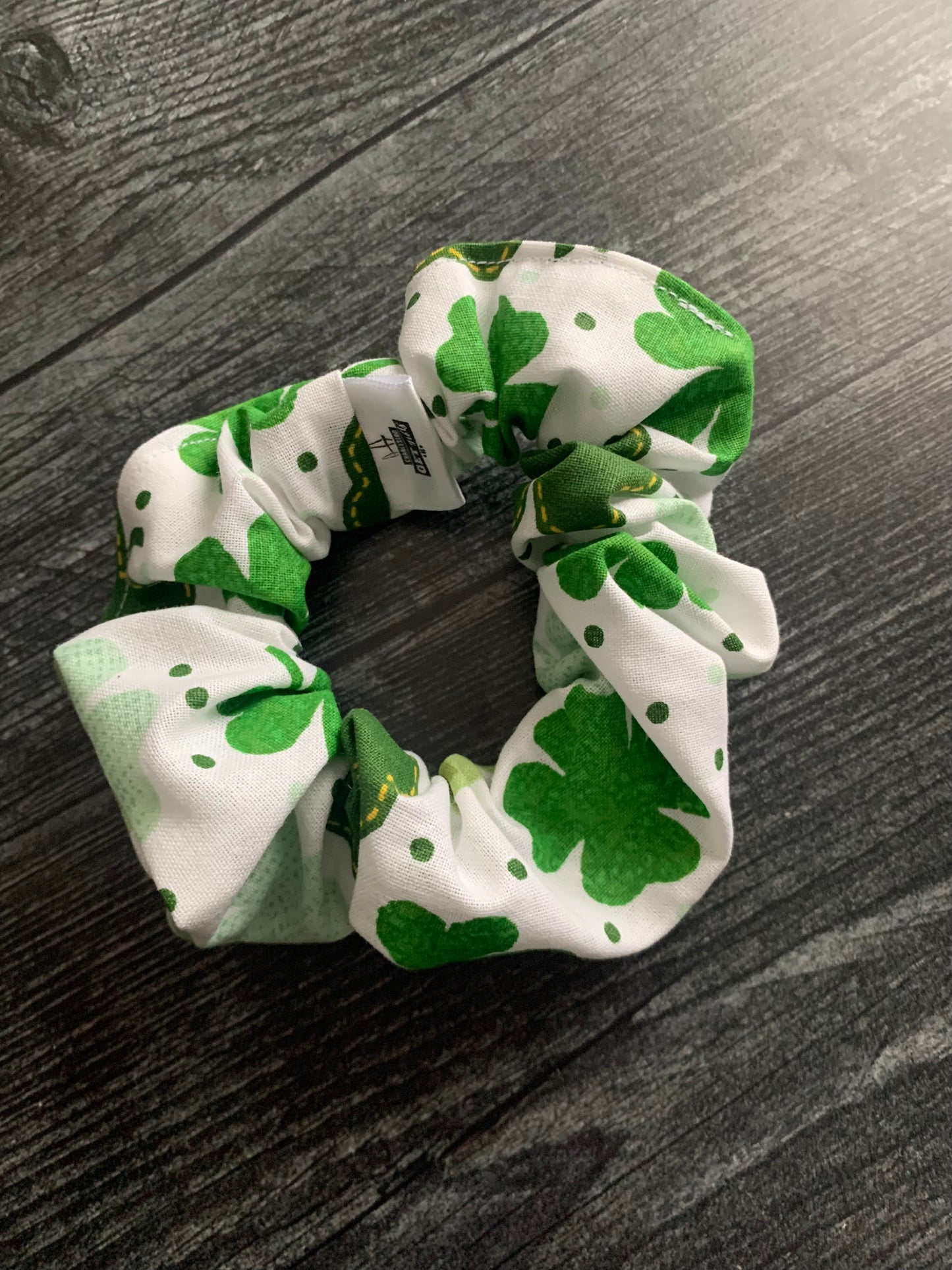 Clovers on White - Cotton Scrunchie